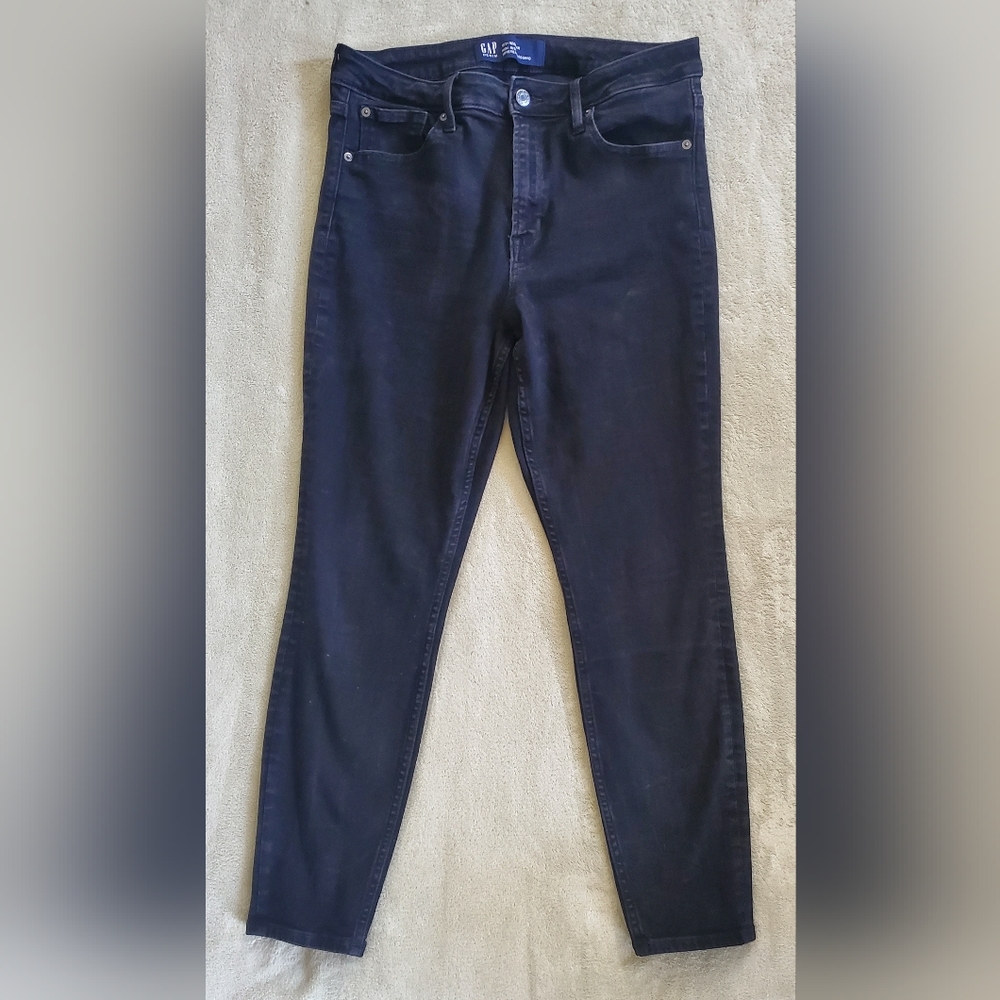 Gap, size 12, high rise "universal leggings" jean.